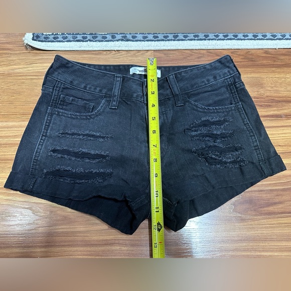 Hollister Co. Distressed Jean Shorts - Picture 6 of 6